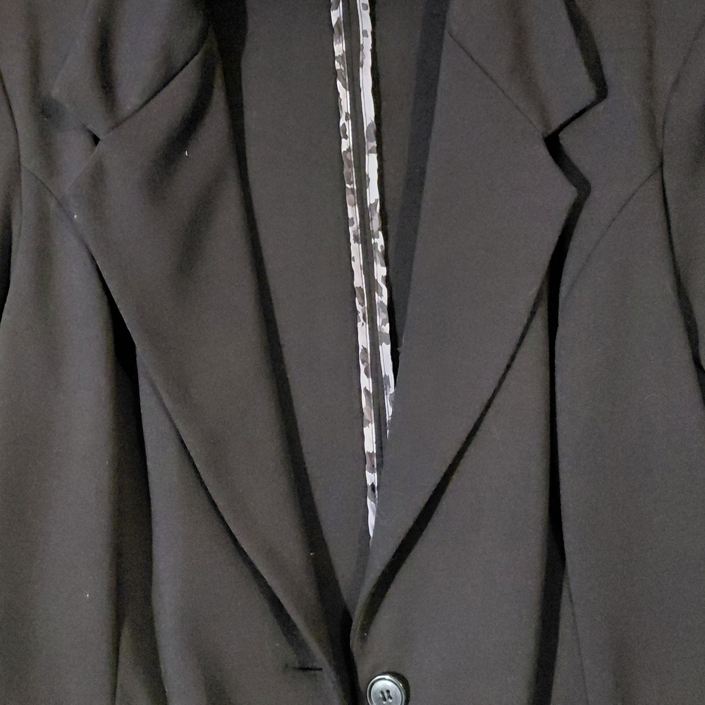 Christian Siriano Elegant Black Blazer - Picture 7 of 7